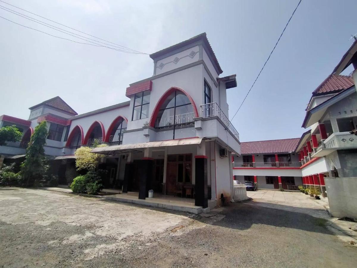 Hotel Asri Baru Purwokerto Exteriér fotografie